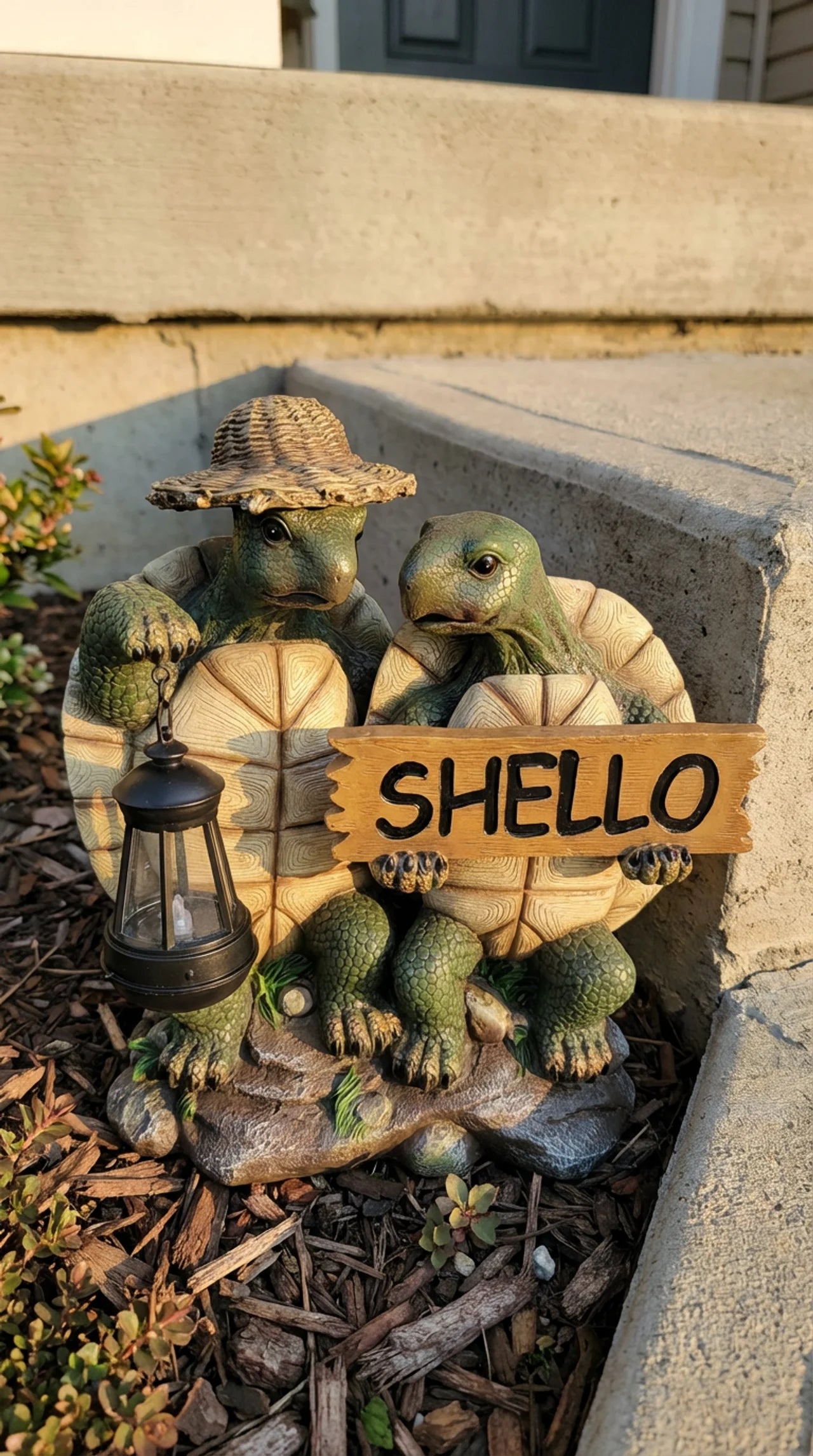 Sheldon & The Shello Pair - Turtle Garden Statue Resin Ornament with Solar Lantern
